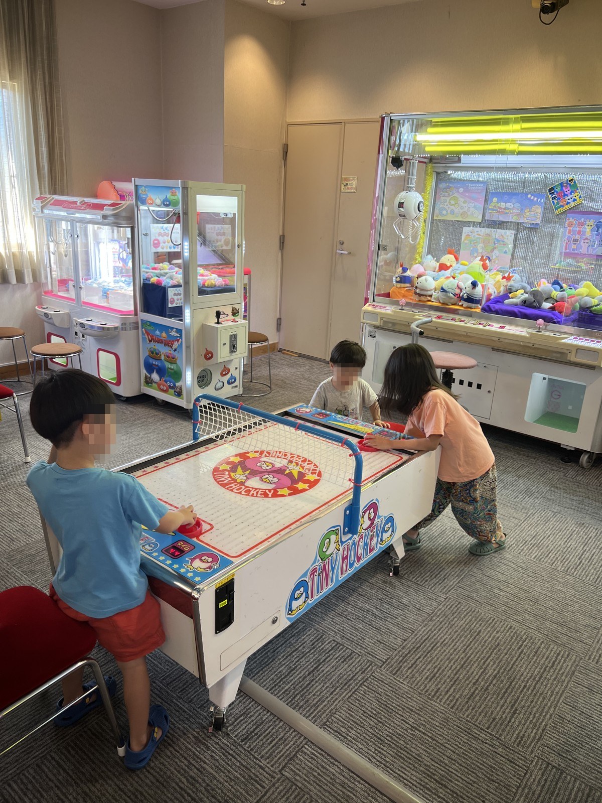 ゲームコーナーのエアホッケー