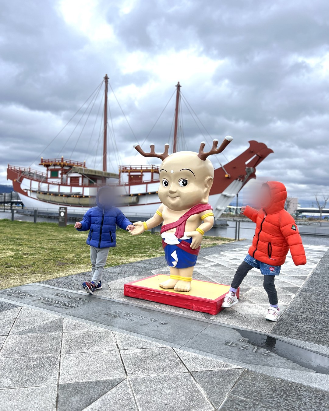 平城宮跡歴史公園の朱雀門ひろばは子連れで過ごせる？無料の木の遊具とキッズスペースがある奈良
