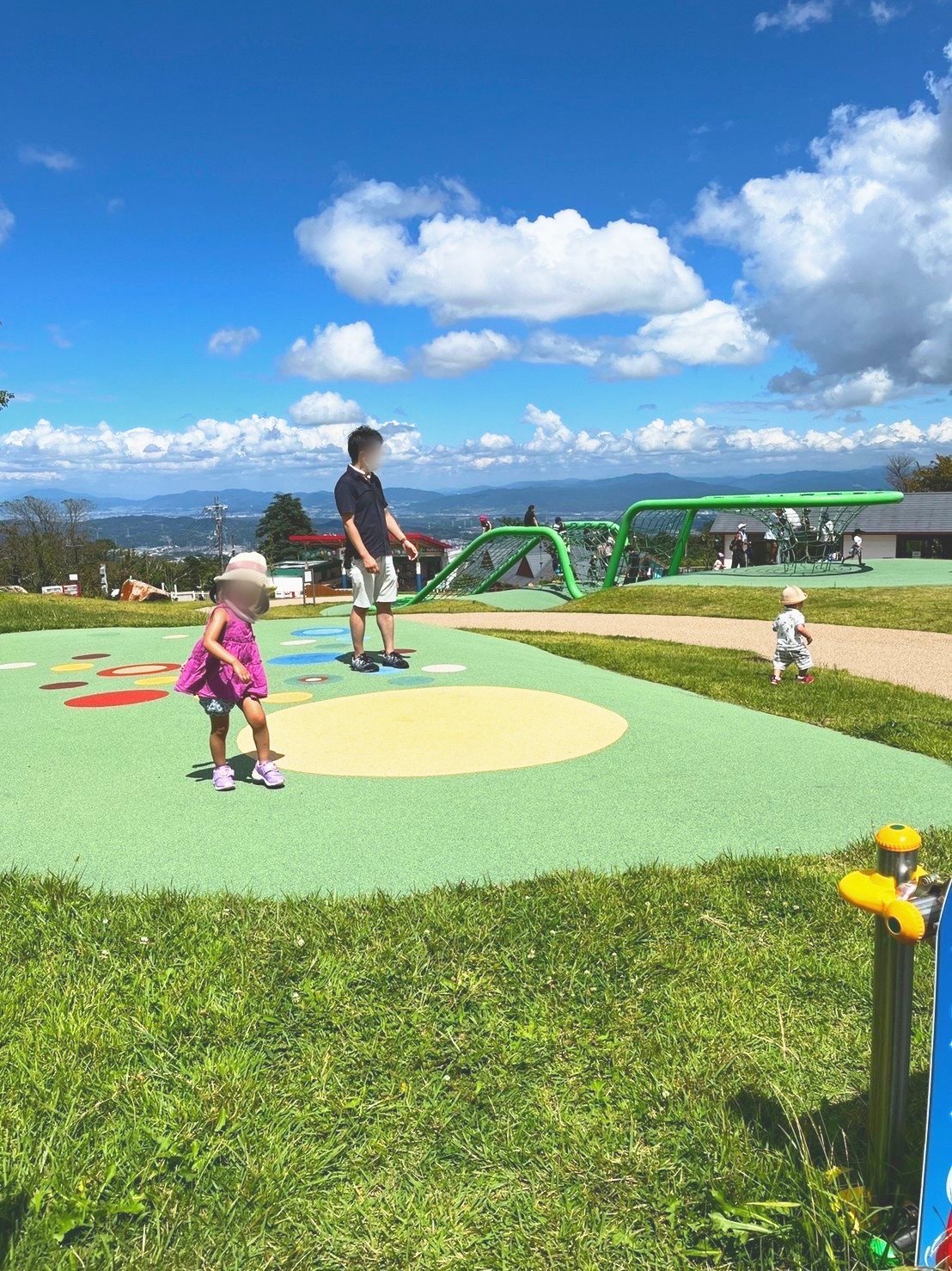 生駒山上遊園地のPLAY PEAK ITADAKIは1歳でも遊べる？水遊びと3歳の遊園地デビューに行ってきた