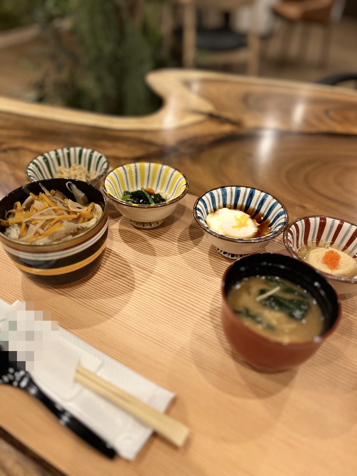 朝食の料理