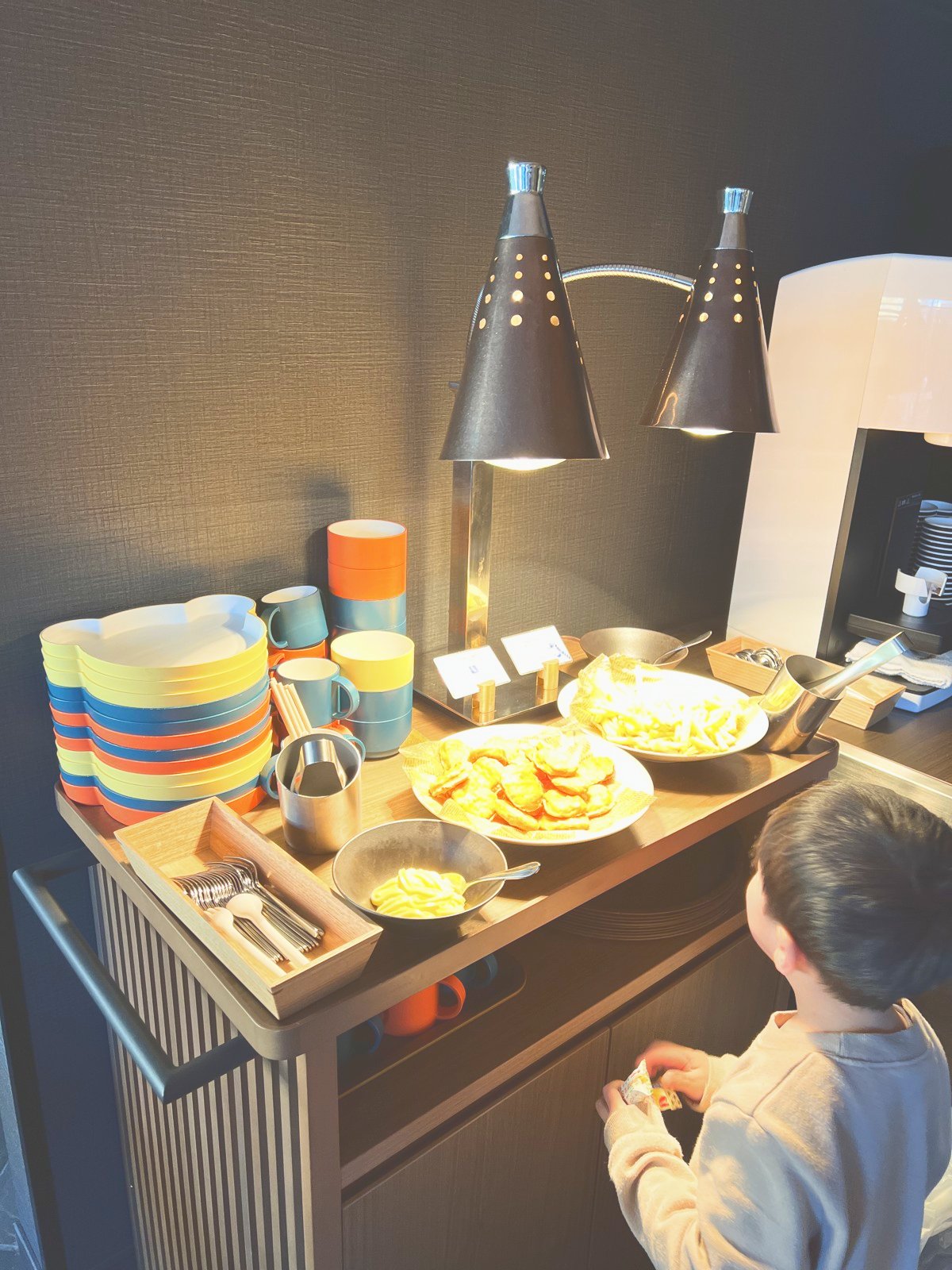 子ども用の取り分けコーナー