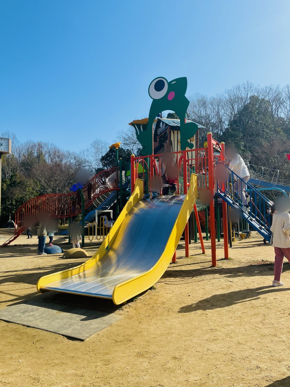 大阪の無料で遊べる公園まとめ｜子どもと実際に行った8か所を、駐車場代と混み具合つきで